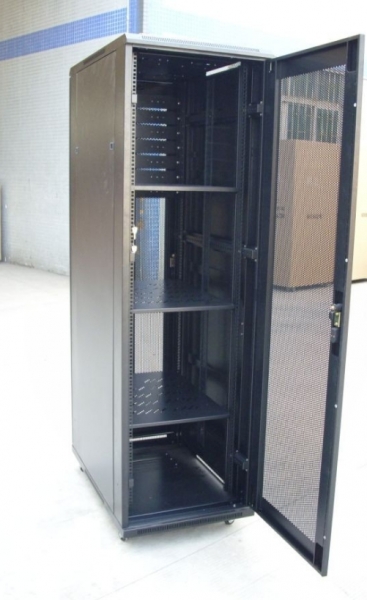 機柜